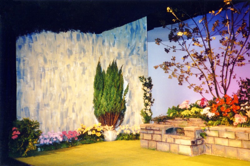 Set for Woman in Mind, by Alan Ayckbourn, 24-29 April 1995, directed by Vaughan Leslie. Set built by Jim Crossley.