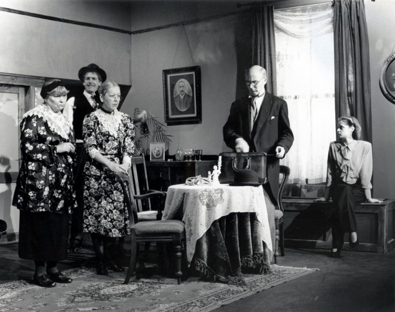 Arsenic and Old Lace, 1994